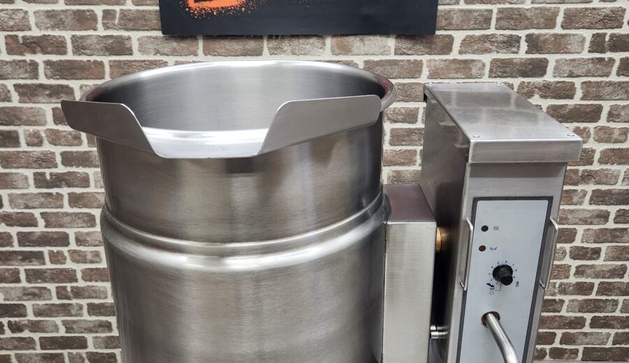 2018 Cleveland 12 Gallon Electric Tilt Steam Kettle